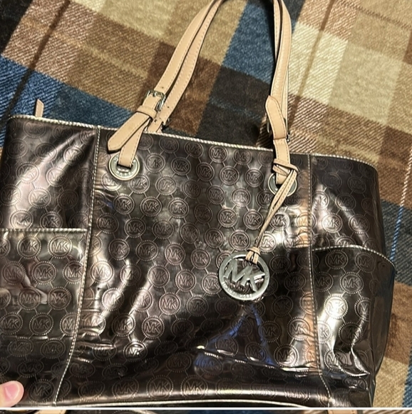 Michael Kors Shimmery Tote Bag - Picture 1 of 16